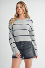 Load image into Gallery viewer, Sweater:Heather Gray/Navy
