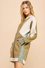 Load image into Gallery viewer, ZIP SPORTY SWEATSHIRT DRESS
