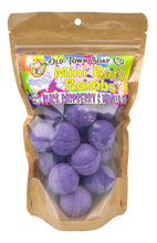 Load image into Gallery viewer, Mini Bath Bombs Monkey Farts
