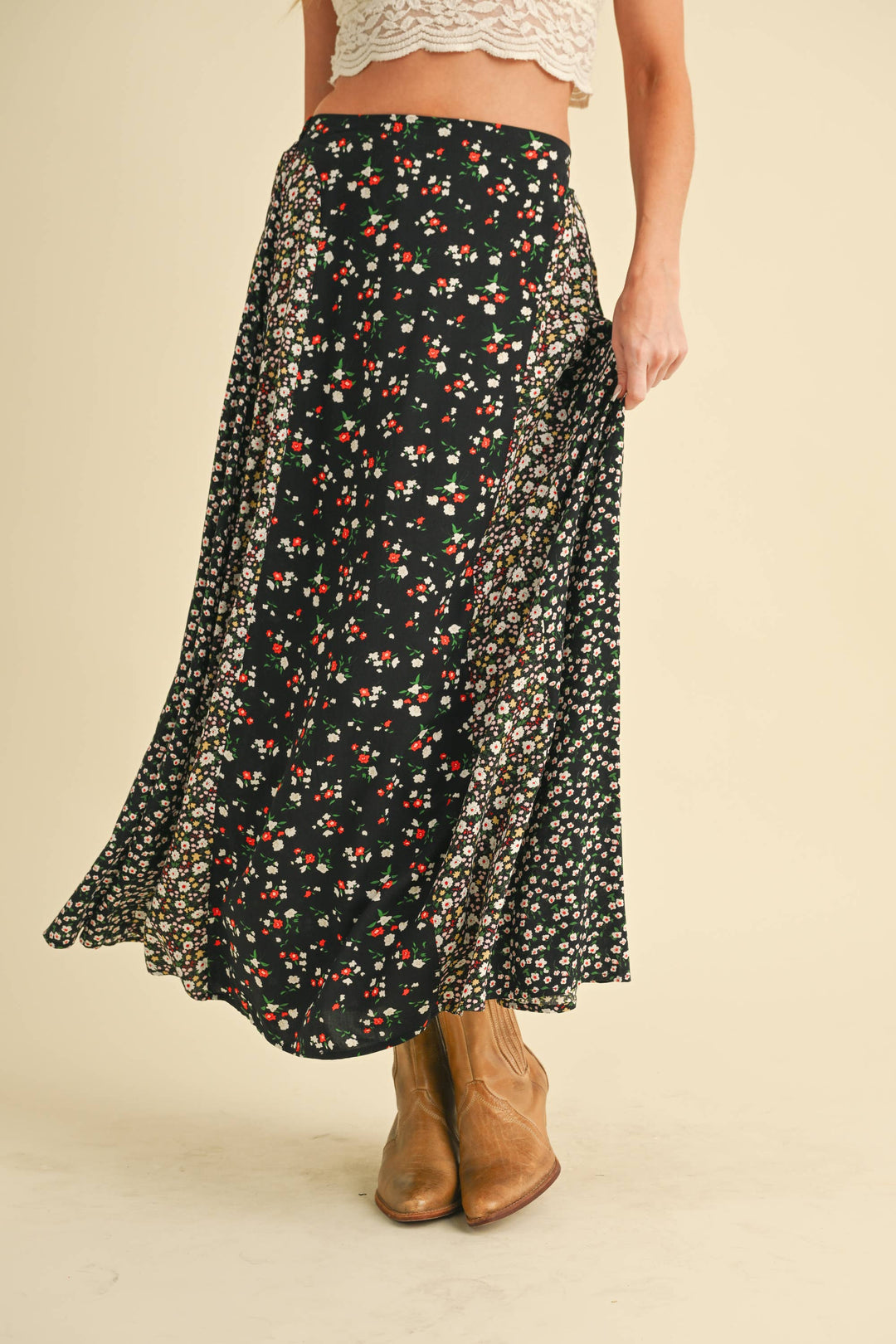 Melanie Skirt: Black Floral