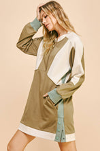Load image into Gallery viewer, ZIP SPORTY SWEATSHIRT DRESS
