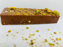 Load image into Gallery viewer, DUBAI PISTACHIO BAR 3 OZ
