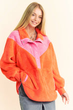 Load image into Gallery viewer, HALF HIDDEN ZIPPER FAUX FUR PULLOVER JACKET
