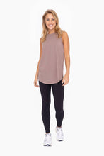 Load image into Gallery viewer, Notched Sleeveless Flowy Tank Top: WHITE
