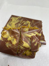 Load image into Gallery viewer, Dubai chocolate pistachio bar LARGE

