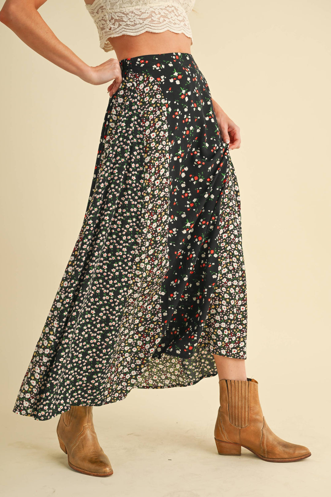 Melanie Skirt: Black Floral