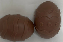 Load image into Gallery viewer, Dubai pistachio Easter eggs 
