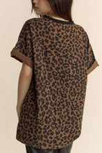 Load image into Gallery viewer, LEOPARD RHINESTONE STUD SHORT SLEEVE TOP T SHIRT
