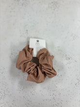 Load image into Gallery viewer, Leather Scrunchies
