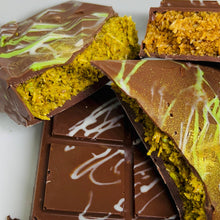 Load image into Gallery viewer, Dubai chocolate pistachio bar LARGE
