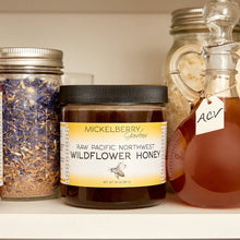 Load image into Gallery viewer, Raw Wildflower Honey: 12oz
