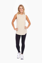 Load image into Gallery viewer, Notched Sleeveless Flowy Tank Top: WHITE
