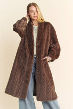 Load image into Gallery viewer, FUZZY RIB PATTERN LONG COAT
